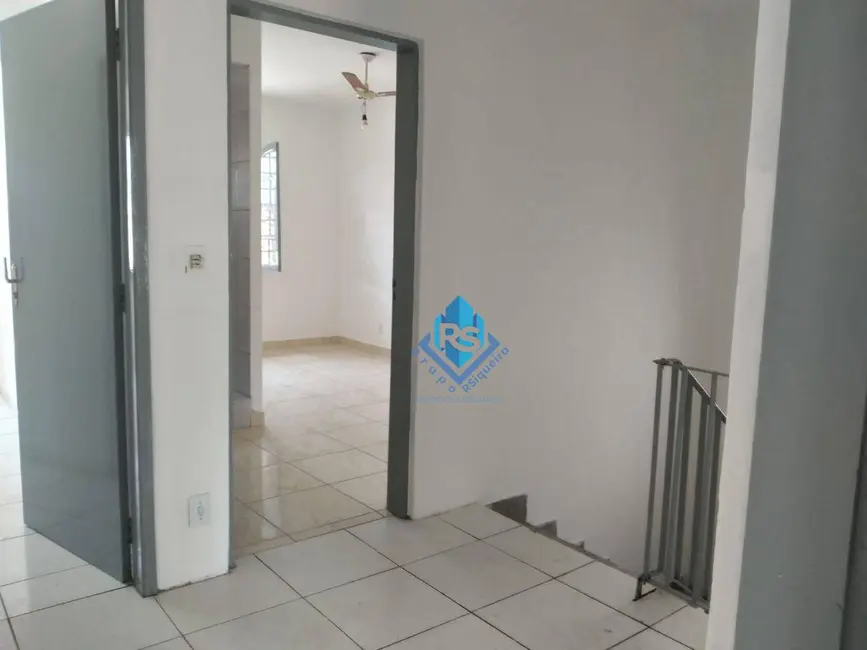 Foto 8 de Sobrado com 5 quartos para alugar, 240m2 em Campestre, Santo Andre - SP
