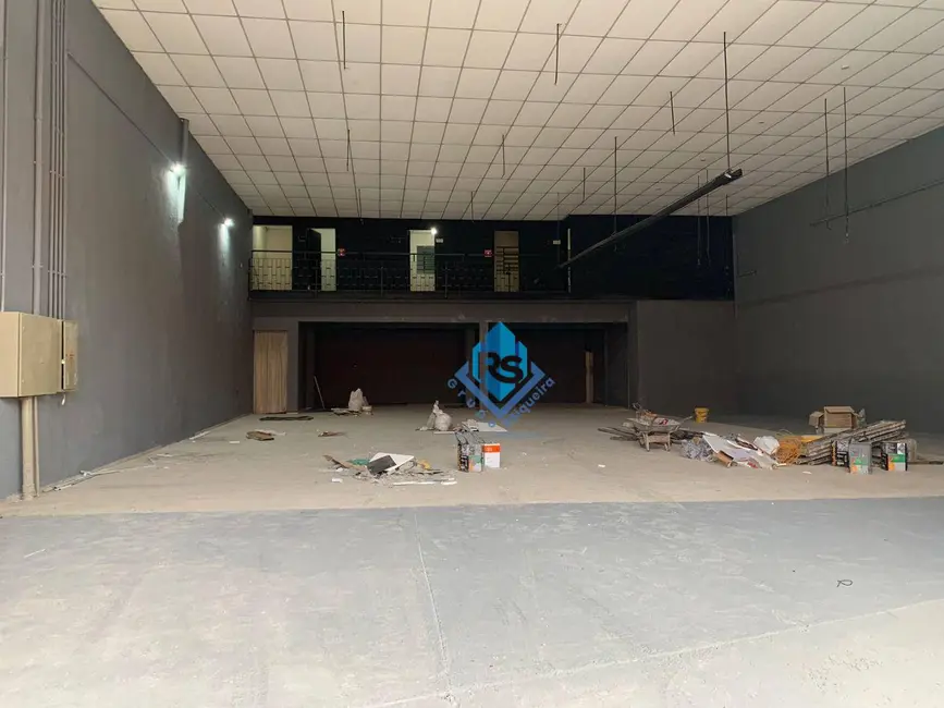 Foto 2 de Armazém / Galpão para alugar, 560m2 em Matriz, Maua - SP