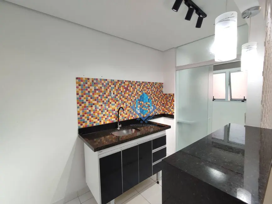 Apartamento com 2 quartos para alugar, 44m2 em Canhema, Diadema - SP - imagem 7 Foto 7 de Apartamento com 2 quartos para alugar, 44m2 em Canhema, Diadema - SP
