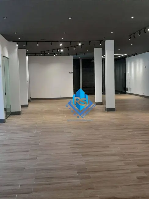 Armazém / Galpão à venda e para alugar, 1500m2 em Ipiranga, São Paulo - SP - imagem 4 Foto 4 de Armazém / Galpão à venda e para alugar, 1500m2 em Ipiranga, São Paulo - SP