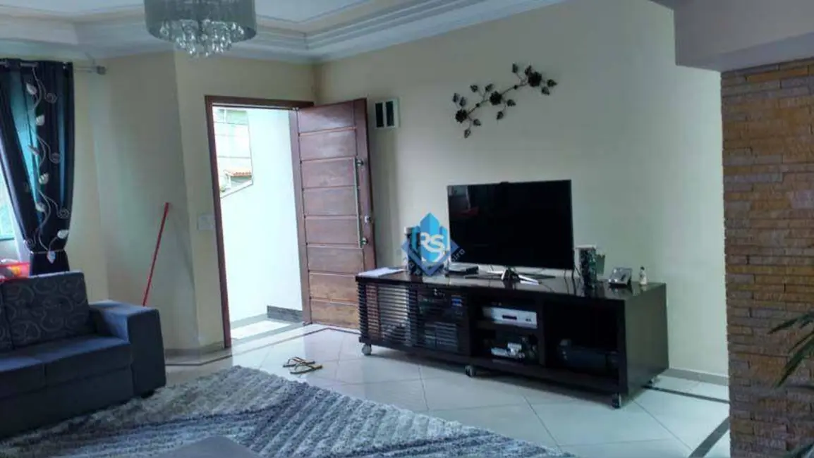 Foto 3 de Sobrado com 4 quartos à venda, 243m2 em Parque Jaçatuba, Santo Andre - SP