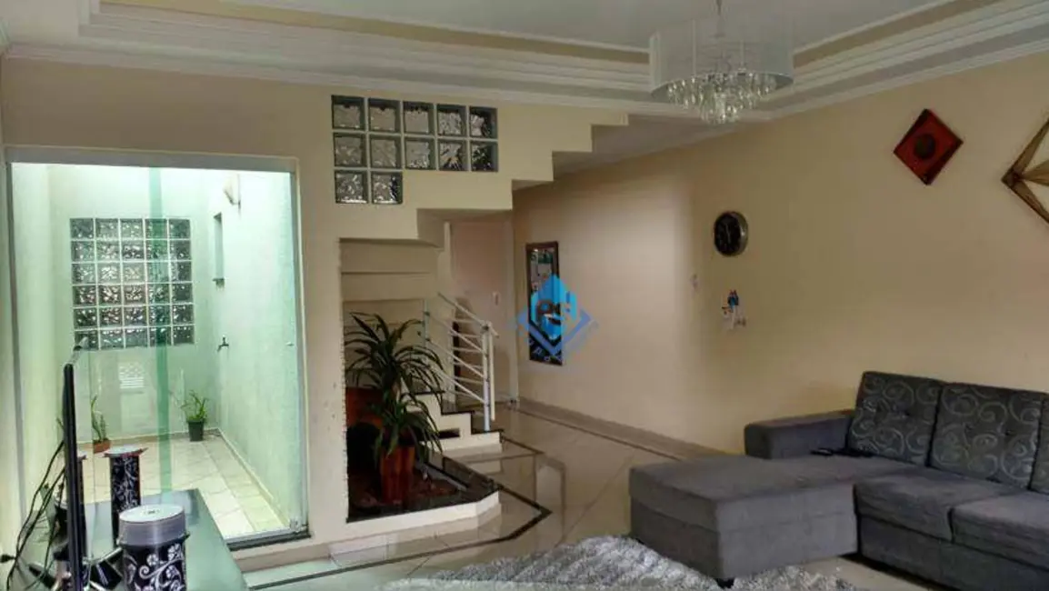 Foto 1 de Sobrado com 4 quartos à venda, 243m2 em Parque Jaçatuba, Santo Andre - SP