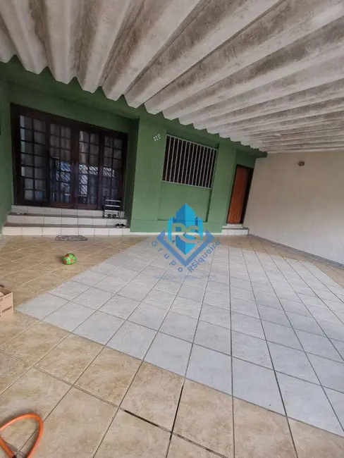 Casa com 3 quartos à venda, 184m2 em Sao Bernardo Do Campo - SP - imagem 1 Foto 1 de Casa com 3 quartos à venda, 184m2 em Sao Bernardo Do Campo - SP
