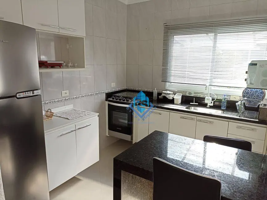 Foto 4 de Sobrado com 2 quartos à venda, 63m2 em Vila Cecília Maria, Santo Andre - SP