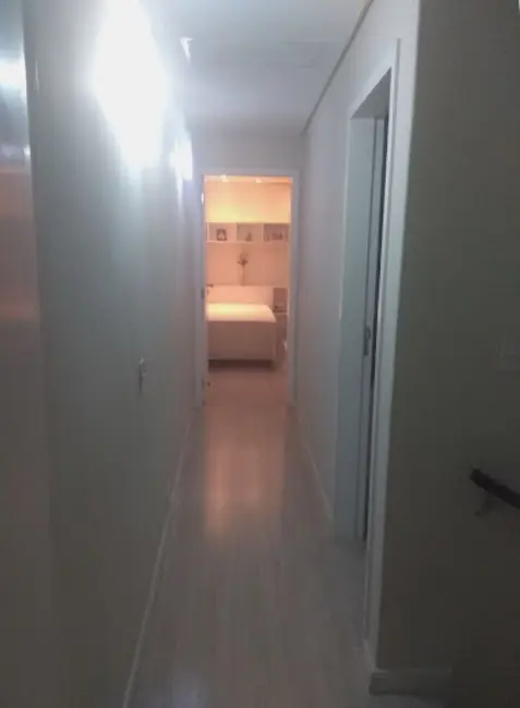 Foto 3 de Sobrado com 3 quartos à venda, 205m2 em Baeta Neves, Sao Bernardo Do Campo - SP