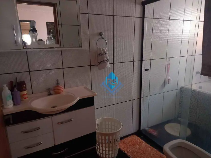 Casa com 3 quartos à venda, 100m2 em Jardim Santa Cristina, Santo Andre - SP - imagem 4 Foto 4 de Casa com 3 quartos à venda, 100m2 em Jardim Santa Cristina, Santo Andre - SP