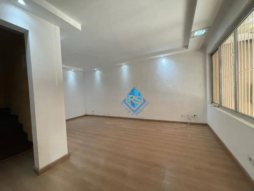 Sobrado com 3 quartos à venda, 137m2 em Santa Terezinha, Sao Bernardo Do Campo - SP - imagem 3 Foto 3 de Sobrado com 3 quartos à venda, 137m2 em Santa Terezinha, Sao Bernardo Do Campo - SP