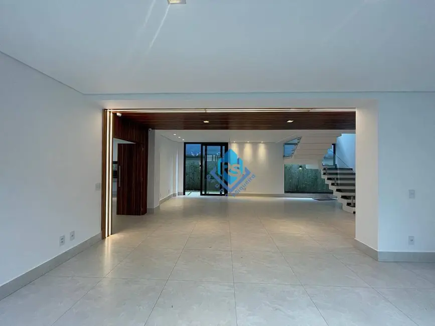 Foto 8 de Sobrado com 4 quartos à venda, 420m2 em Parque Terra Nova II, Sao Bernardo Do Campo - SP