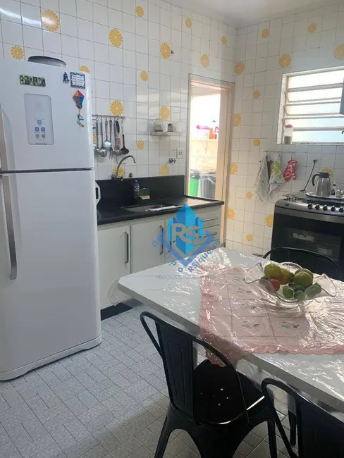 Casa com 3 quartos à venda, 160m2 em Sao Bernardo Do Campo - SP - imagem 4 Foto 4 de Casa com 3 quartos à venda, 160m2 em Sao Bernardo Do Campo - SP