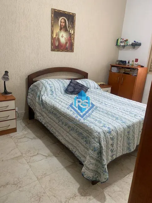 Casa com 3 quartos à venda, 160m2 em Sao Bernardo Do Campo - SP - imagem 8 Foto 8 de Casa com 3 quartos à venda, 160m2 em Sao Bernardo Do Campo - SP