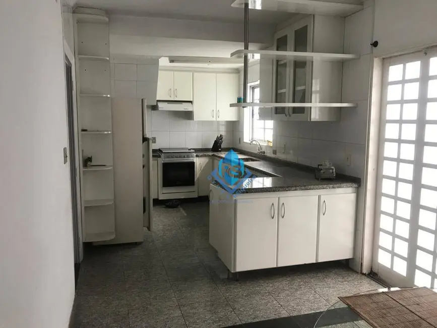 Foto 3 de Sobrado com 3 quartos à venda, 250m2 em Sao Bernardo Do Campo - SP