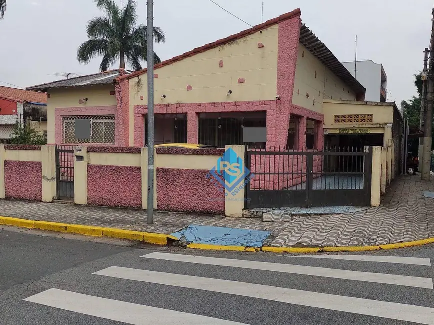 Foto 1 de Casa com 4 quartos à venda, 300m2 em Osvaldo Cruz, Sao Caetano Do Sul - SP