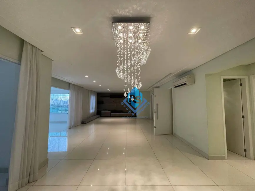 Foto 1 de Apartamento com 4 quartos para alugar, 237m2 em Centro, Sao Bernardo Do Campo - SP
