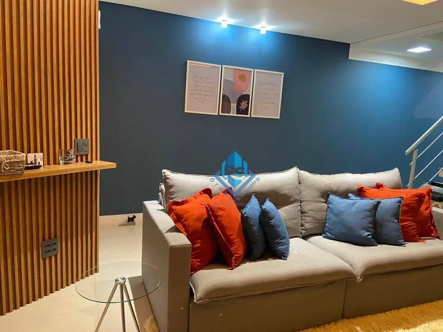 Sobrado com 3 quartos à venda, 160m2 em Sao Bernardo Do Campo - SP - imagem 8 Foto 8 de Sobrado com 3 quartos à venda, 160m2 em Sao Bernardo Do Campo - SP