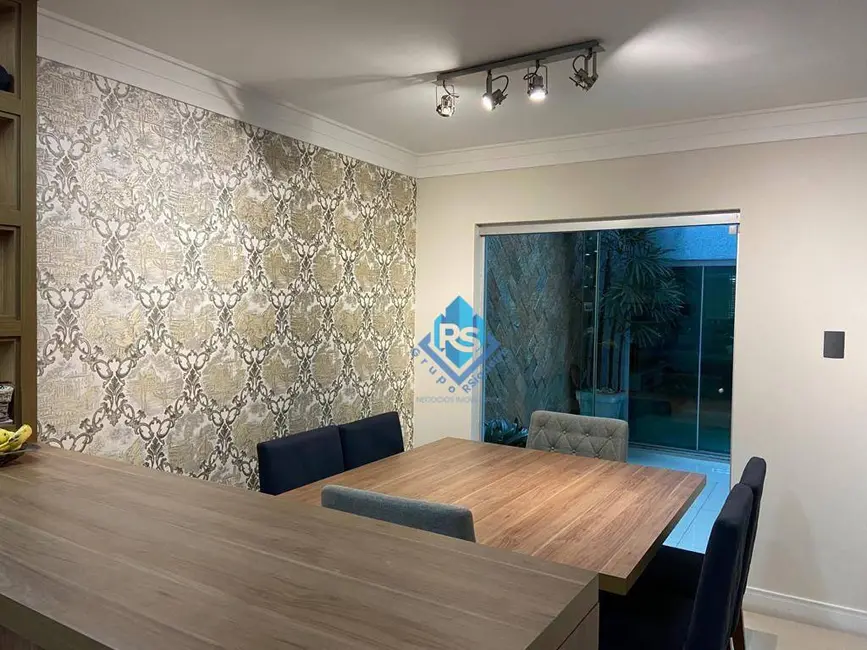 Sobrado com 3 quartos à venda, 160m2 em Sao Bernardo Do Campo - SP - imagem 5 Foto 5 de Sobrado com 3 quartos à venda, 160m2 em Sao Bernardo Do Campo - SP