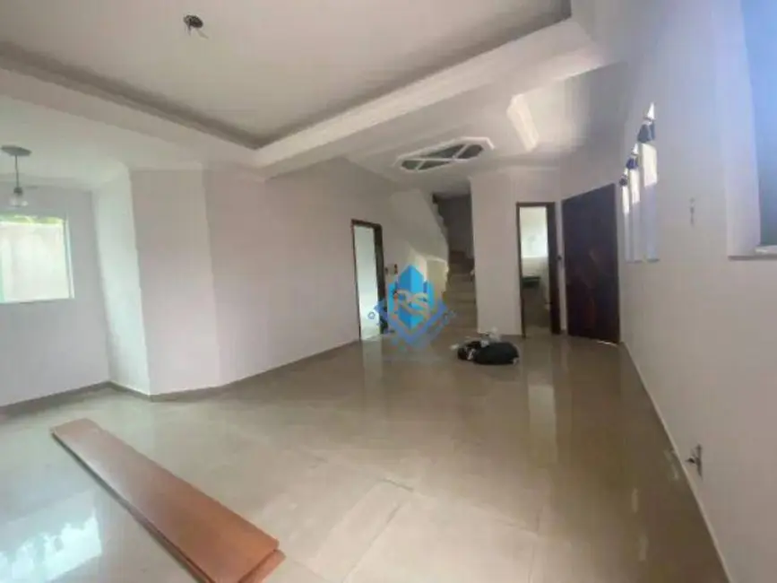 Foto 4 de Sobrado com 3 quartos à venda, 180m2 em Vila Bastos, Santo Andre - SP