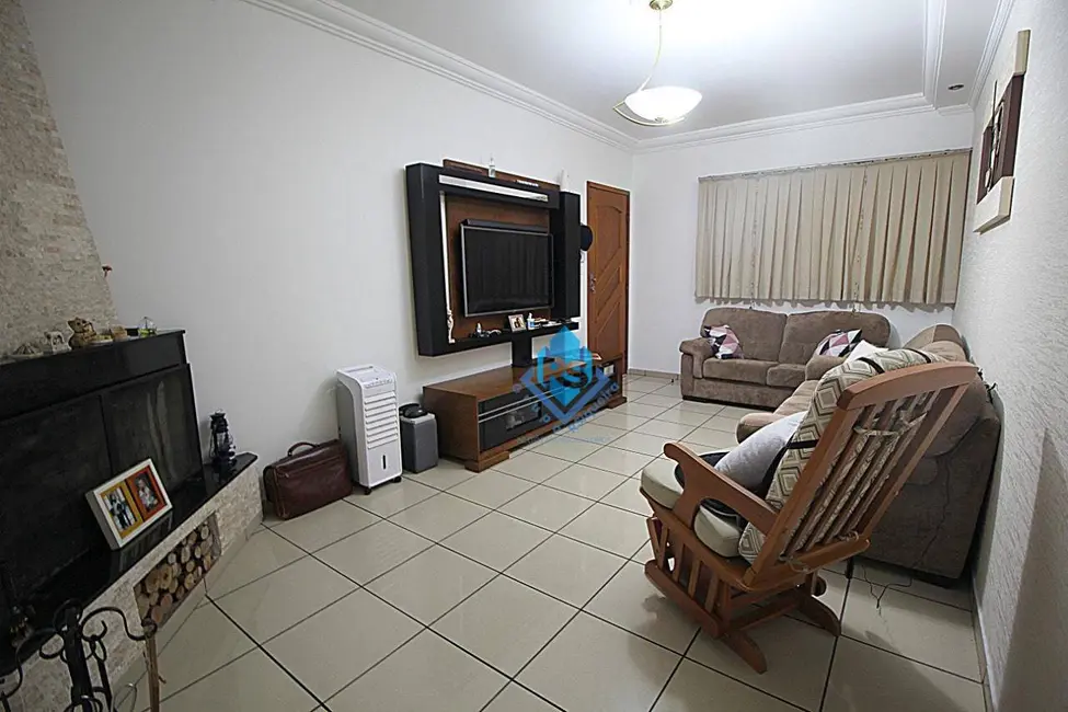 Sobrado com 3 quartos à venda, 112m2 em Sao Bernardo Do Campo - SP - imagem 2 Foto 2 de Sobrado com 3 quartos à venda, 112m2 em Sao Bernardo Do Campo - SP