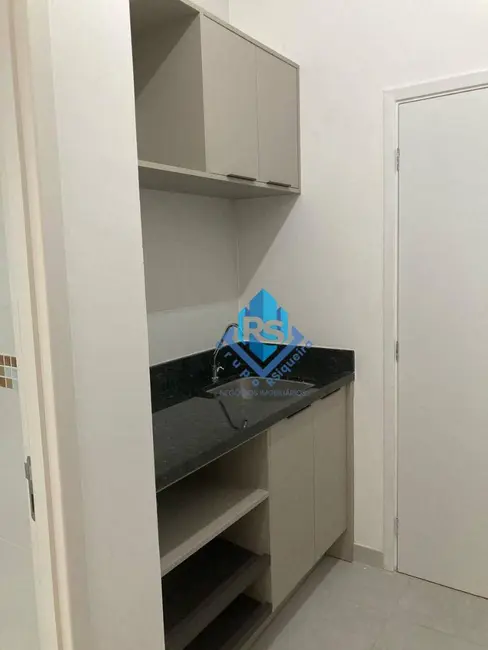 Foto 3 de Apartamento com 1 quarto para alugar, 24m2 em Vila Olímpia, São Paulo - SP
