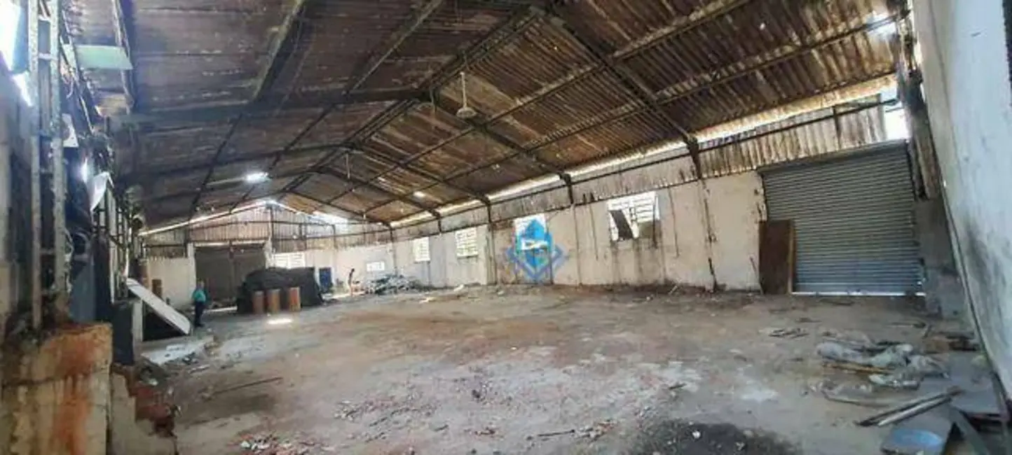 Armazém / Galpão para alugar, 420m2 em Taboão, Diadema - SP - imagem 3 Foto 3 de Armazém / Galpão para alugar, 420m2 em Taboão, Diadema - SP