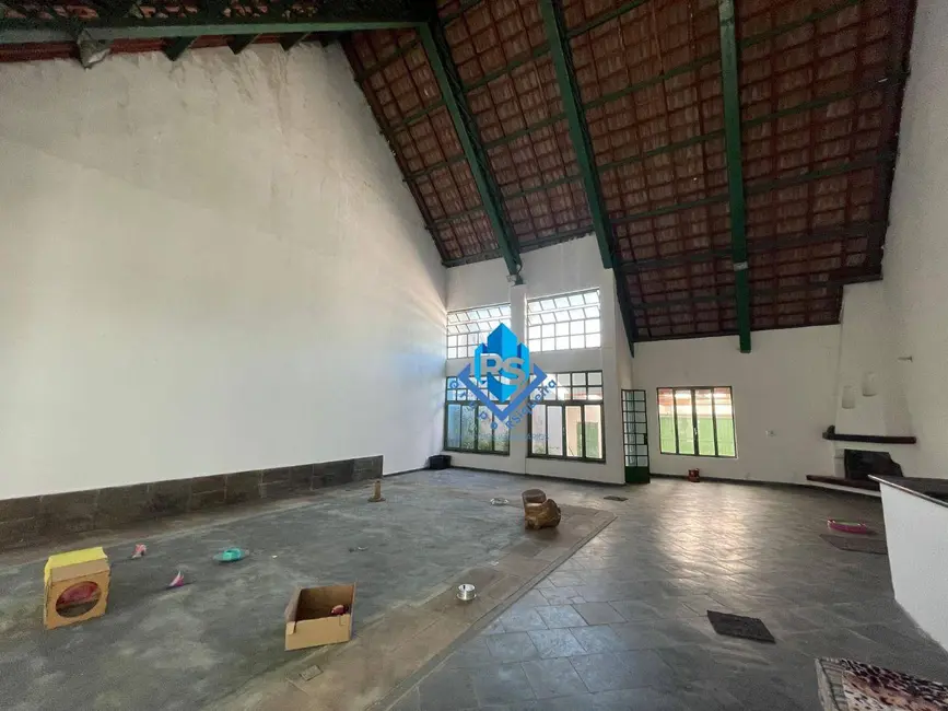 Sobrado com 2 quartos à venda, 250m2 em Sao Bernardo Do Campo - SP - imagem 3 Foto 3 de Sobrado com 2 quartos à venda, 250m2 em Sao Bernardo Do Campo - SP