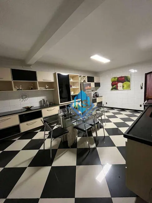 Foto 5 de Sobrado com 3 quartos à venda e para alugar, 216m2 em Nova Gerty, Sao Caetano Do Sul - SP