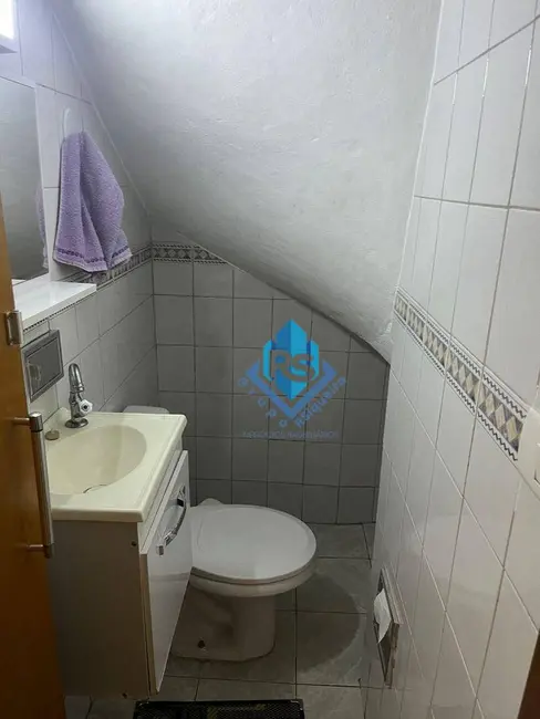 Sobrado com 4 quartos à venda, 145m2 em Baeta Neves, Sao Bernardo Do Campo - SP - imagem 4 Foto 4 de Sobrado com 4 quartos à venda, 145m2 em Baeta Neves, Sao Bernardo Do Campo - SP