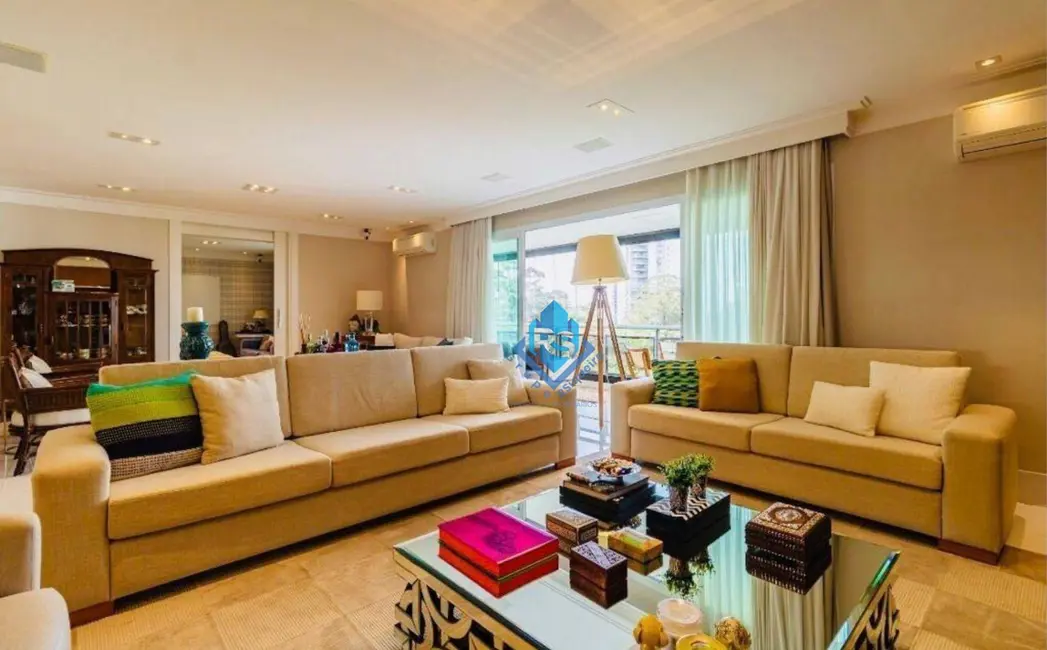 Apartamento com 4 quartos à venda, 350m2 em Santo Amaro, São Paulo - SP - imagem 9 Foto 9 de Apartamento com 4 quartos à venda, 350m2 em Santo Amaro, São Paulo - SP