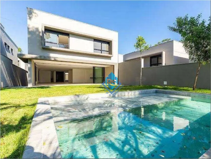 Sobrado com 4 quartos à venda, 370m2 em São Paulo - SP - imagem 1 Foto 1 de Sobrado com 4 quartos à venda, 370m2 em São Paulo - SP