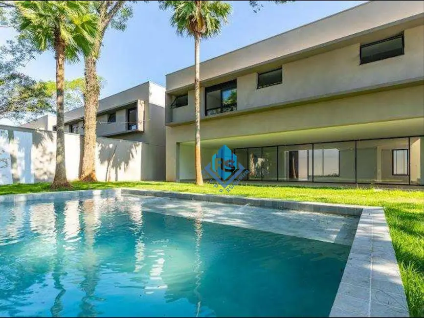 Sobrado com 4 quartos à venda, 370m2 em São Paulo - SP - imagem 1 Foto 1 de Sobrado com 4 quartos à venda, 370m2 em São Paulo - SP