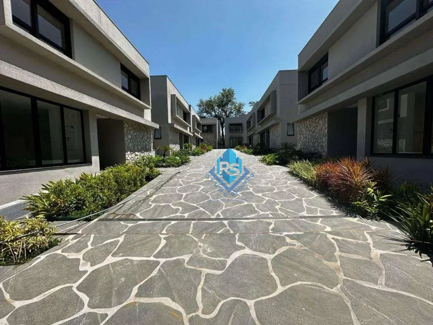 Foto 2 de Sobrado com 4 quartos à venda, 370m2 em São Paulo - SP