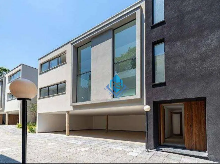 Sobrado com 4 quartos à venda, 719m2 em Jardim Cordeiro, São Paulo - SP - imagem 2 Foto 2 de Sobrado com 4 quartos à venda, 719m2 em Jardim Cordeiro, São Paulo - SP