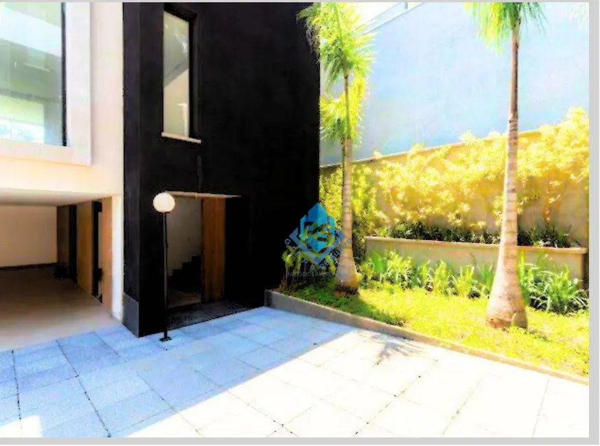 Sobrado com 4 quartos à venda, 712m2 em Jardim Cordeiro, São Paulo - SP - imagem 4 Foto 4 de Sobrado com 4 quartos à venda, 712m2 em Jardim Cordeiro, São Paulo - SP