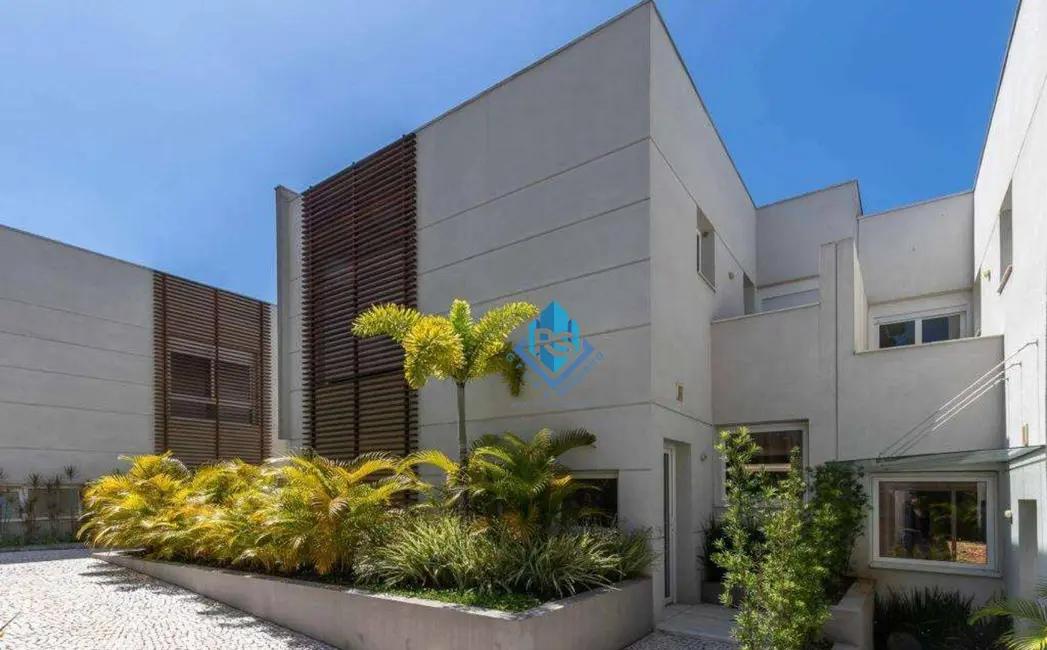 Sobrado com 4 quartos à venda, 420m2 em São Paulo - SP - imagem 2 Foto 2 de Sobrado com 4 quartos à venda, 420m2 em São Paulo - SP