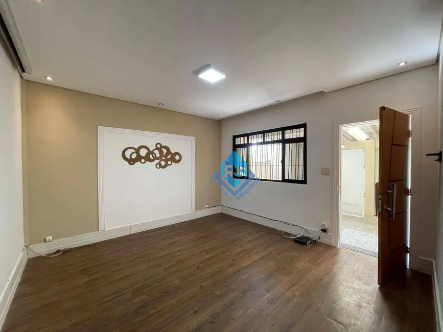Casa com 2 quartos para alugar, 150m2 em Sao Bernardo Do Campo - SP - imagem 5 Foto 5 de Casa com 2 quartos para alugar, 150m2 em Sao Bernardo Do Campo - SP