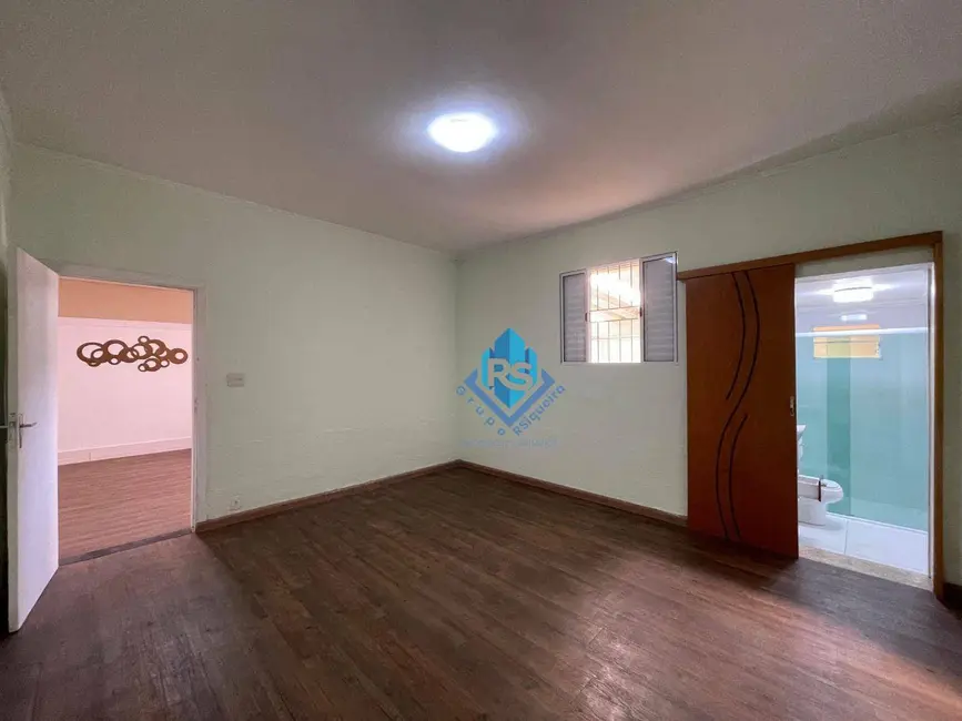 Casa com 2 quartos para alugar, 150m2 em Sao Bernardo Do Campo - SP - imagem 8 Foto 8 de Casa com 2 quartos para alugar, 150m2 em Sao Bernardo Do Campo - SP