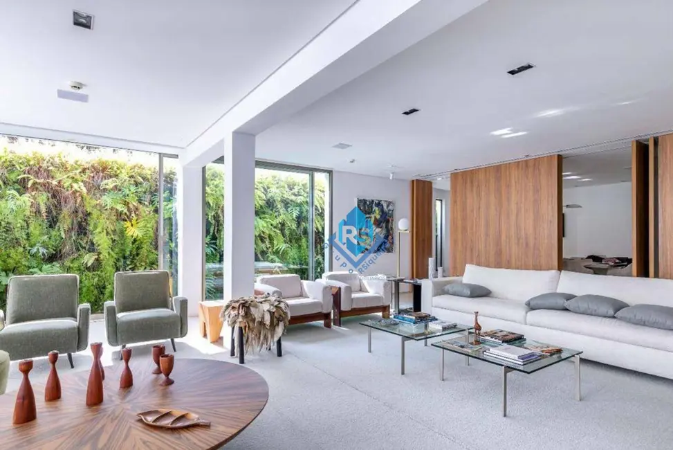 Foto 2 de Casa com 5 quartos à venda, 1050m2 em São Paulo - SP