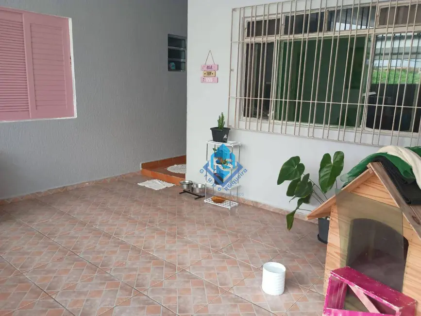 Casa com 2 quartos à venda, 234m2 em Sao Bernardo Do Campo - SP - imagem 1 Foto 1 de Casa com 2 quartos à venda, 234m2 em Sao Bernardo Do Campo - SP