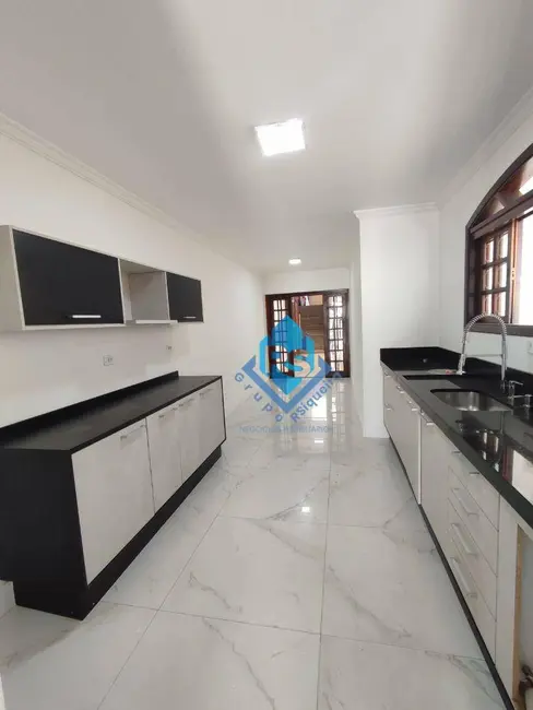 Foto 7 de Sobrado com 3 quartos à venda e para alugar, 250m2 em Parque Terra Nova, Sao Bernardo Do Campo - SP