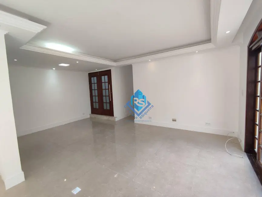 Foto 4 de Sobrado com 3 quartos à venda e para alugar, 250m2 em Parque Terra Nova, Sao Bernardo Do Campo - SP