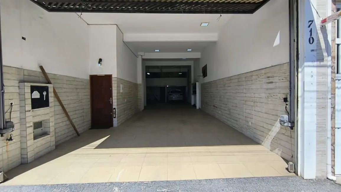 Foto 5 de Sobrado com 3 quartos à venda, 400m2 em Boqueirão, Praia Grande - SP