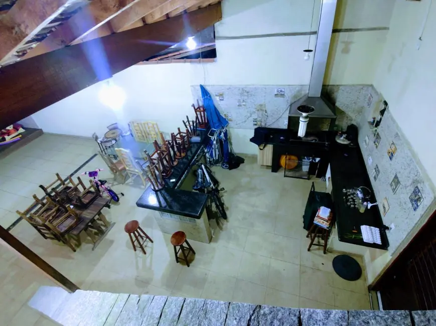 Foto 4 de Sobrado com 3 quartos à venda, 400m2 em Boqueirão, Praia Grande - SP