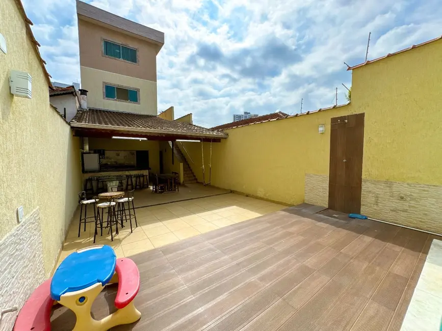Foto 3 de Sobrado com 3 quartos à venda, 400m2 em Boqueirão, Praia Grande - SP