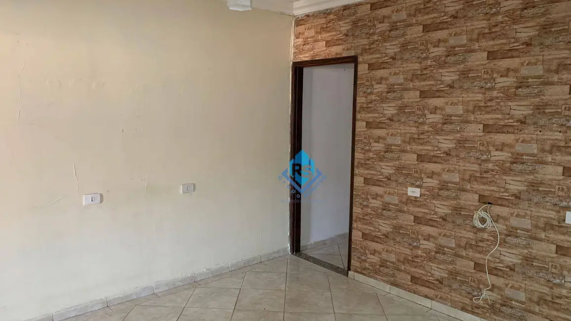Sobrado com 5 quartos à venda, 200m2 em Jardim Las Vegas, Santo Andre - SP - imagem 4 Foto 4 de Sobrado com 5 quartos à venda, 200m2 em Jardim Las Vegas, Santo Andre - SP