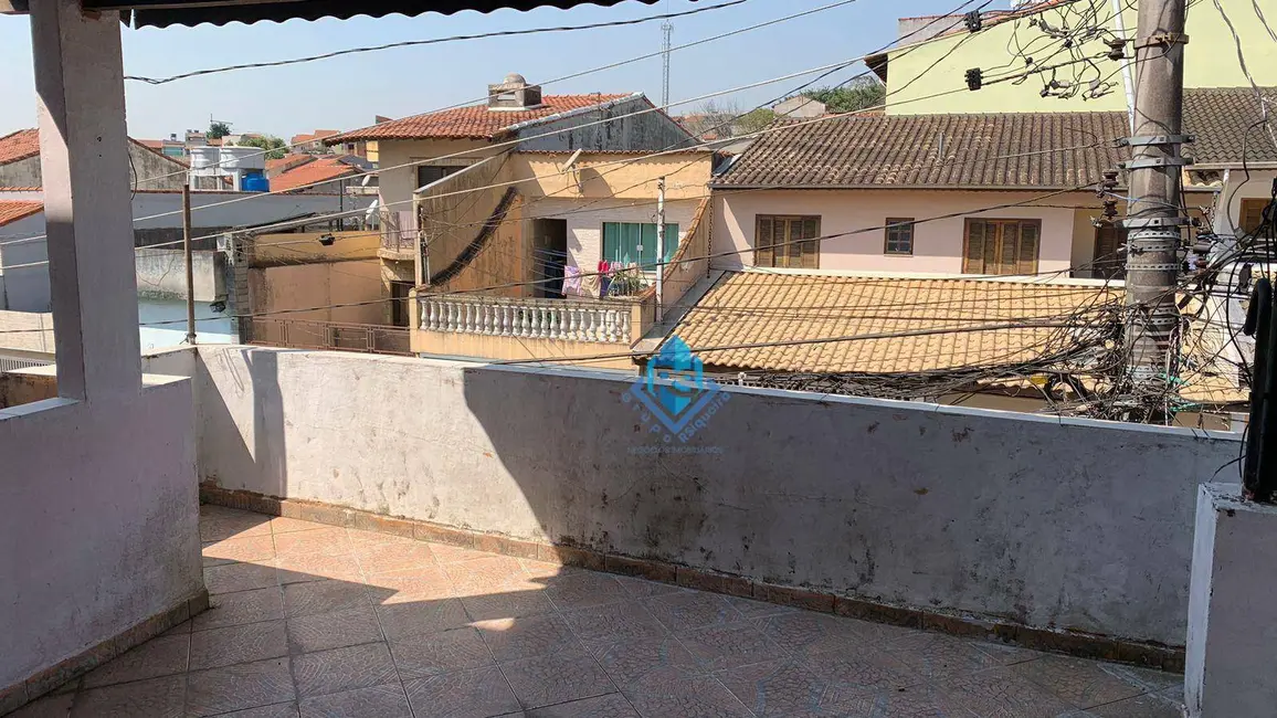 Sobrado com 5 quartos à venda, 200m2 em Jardim Las Vegas, Santo Andre - SP - imagem 3 Foto 3 de Sobrado com 5 quartos à venda, 200m2 em Jardim Las Vegas, Santo Andre - SP