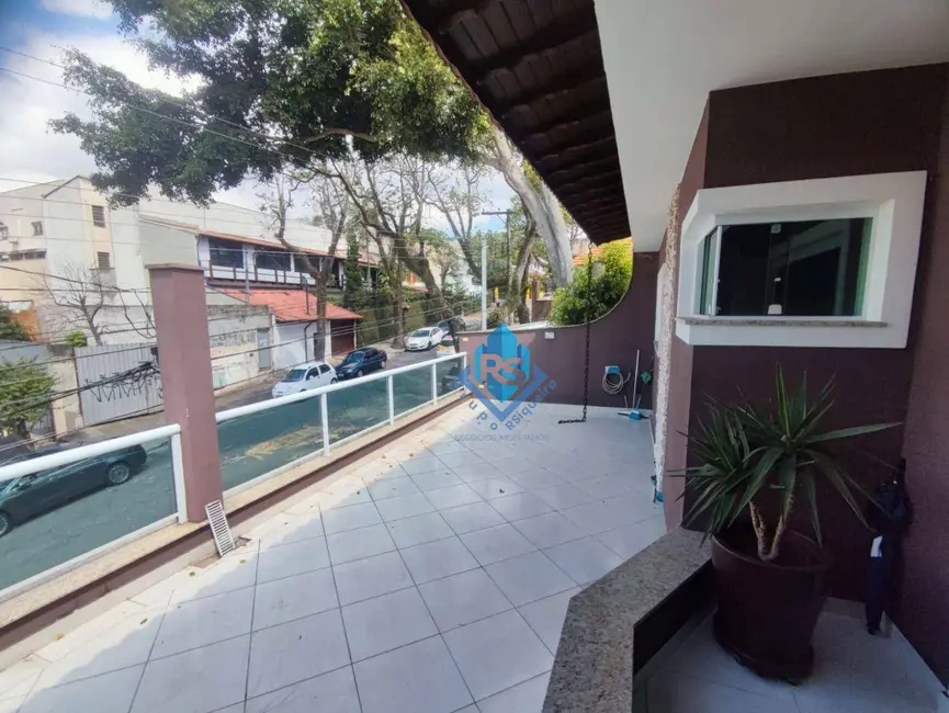 Foto 2 de Sobrado com 7 quartos à venda, 400m2 em Vila Pires, Santo Andre - SP