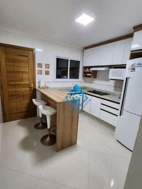Foto 1 de Sobrado com 2 quartos para alugar, 140m2 em Campestre, Santo Andre - SP
