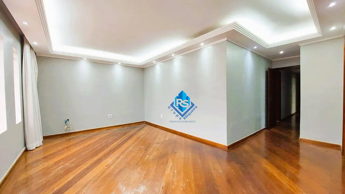 Foto 2 de Casa com 5 quartos à venda e para alugar, 360m2 em Parque dos Pássaros, Sao Bernardo Do Campo - SP