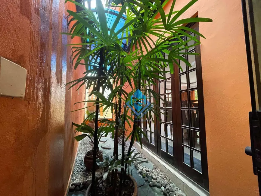 Sobrado com 4 quartos à venda, 316m2 em Parque dos Pássaros, Sao Bernardo Do Campo - SP - imagem 9 Foto 9 de Sobrado com 4 quartos à venda, 316m2 em Parque dos Pássaros, Sao Bernardo Do Campo - SP