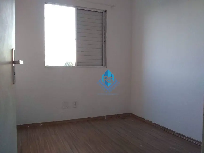 Foto 5 de Apartamento com 2 quartos à venda, 42m2 em Canhema, Diadema - SP