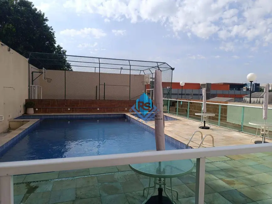 Foto 1 de Apartamento com 2 quartos à venda, 42m2 em Canhema, Diadema - SP